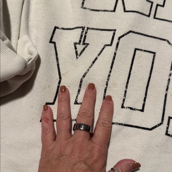 Free People / We The Free creamy white & black New York Camden sweatshirt (L) - Picture 3 of 9